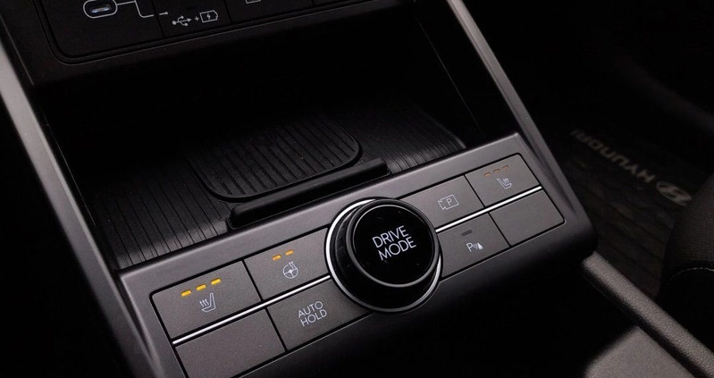 Hyundai Kona cena 126900 przebieg: 4000, rok produkcji 2023 z Sława małe 137